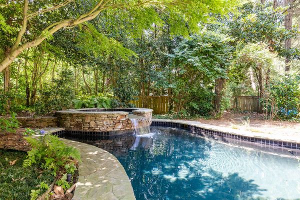 2745 Normandy Dr-111