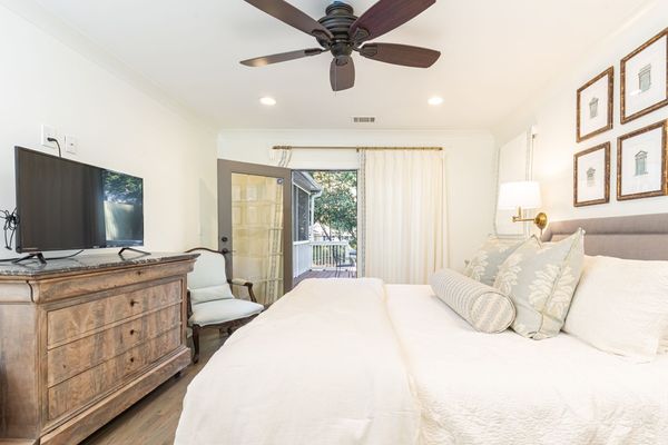 1478 Brooklyn Ave-213