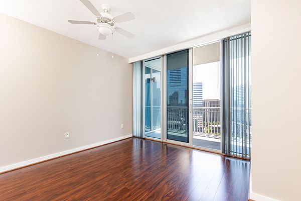 3338 Peachtree Rd-127