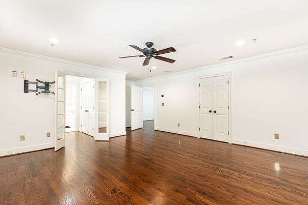 2966 waverly court_-192