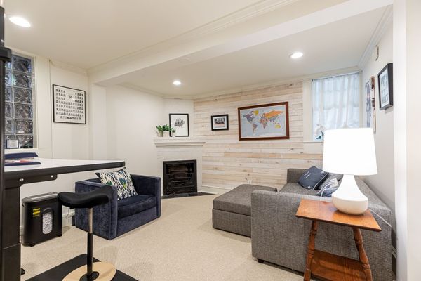 251 Peachtree Way_-17