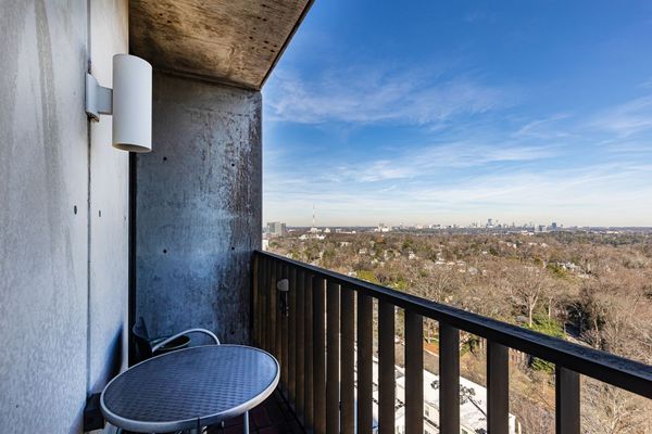 16D Hanover House-133