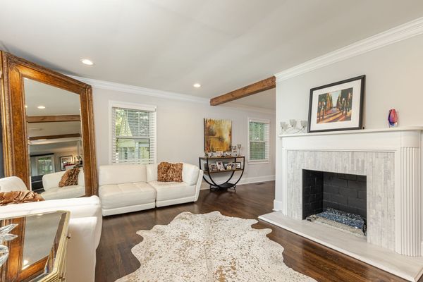 734 Gladstone Road-7