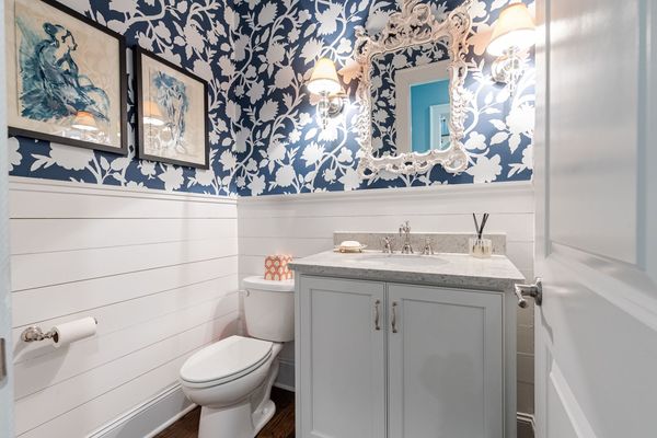 6470 Long Island-442