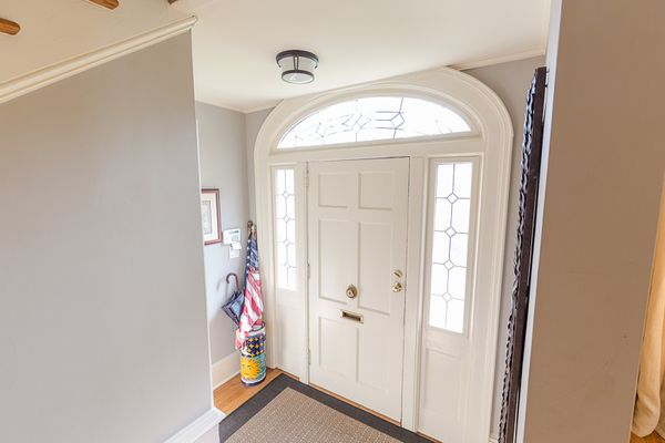 88 Polo Dr-14-Web Res