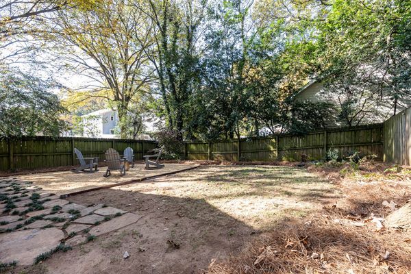 1478 Brooklyn Ave-221