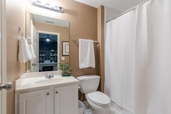 2200 Briarwood Blf-77