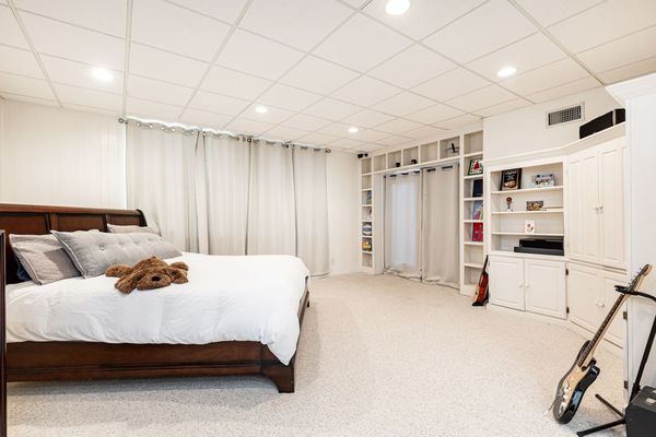 3766 North Stratford-193