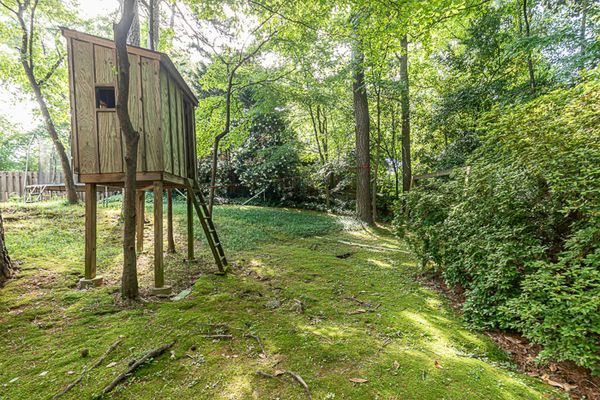 920 hawick drive-239-Web Res