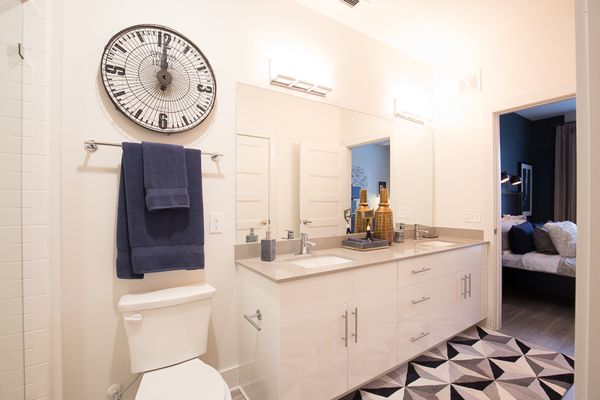 222 Colonial Homes_The Monroe-139-Web Res