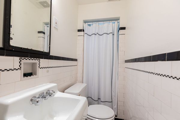 251 Peachtree Way_-22