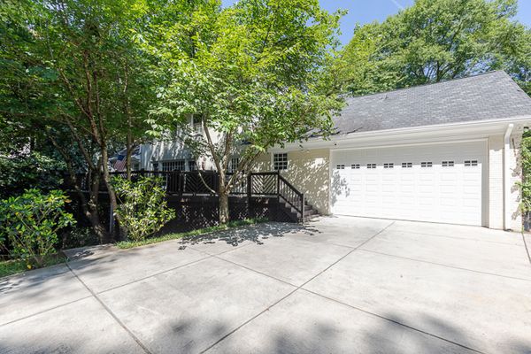 920 hawick drive-181-Web Res