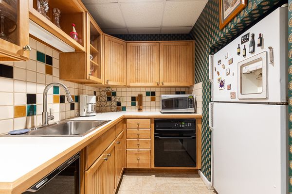 920 hawick drive-170-Web Res