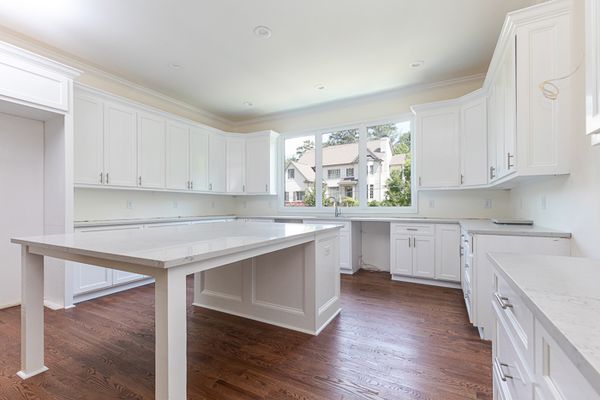 4685 Powers Ferry Rd 22-41-Web Res