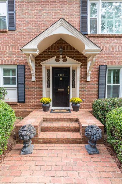 3824 Courtyard Dr-13