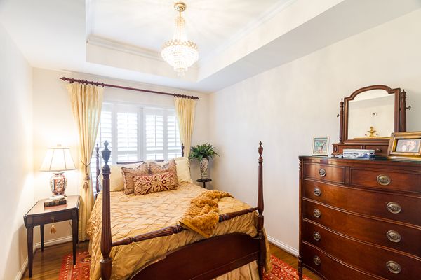 211 Colonial Homes-12-WebRes