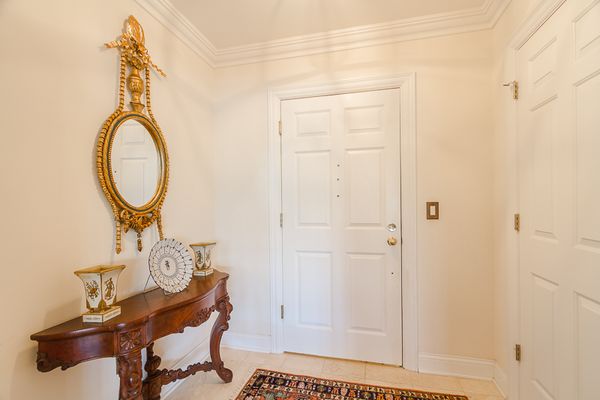 211 Colonial Homes-14-WebRes