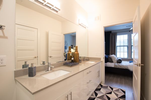 222 Colonial Homes_The Monroe-138-Web Res