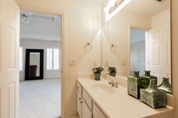 2200 Briarwood Blf-9