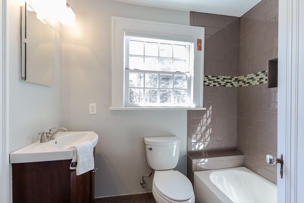 694 E Morningside-85-Web Res