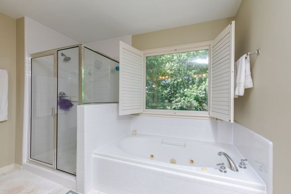 2200 Briarwood Blf-29