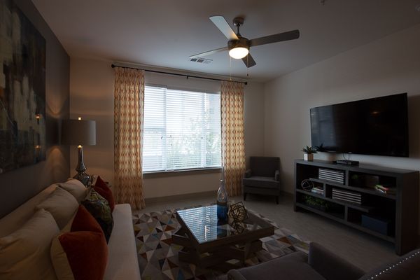 Veranda At Avalon Sales Center-89-Web Res