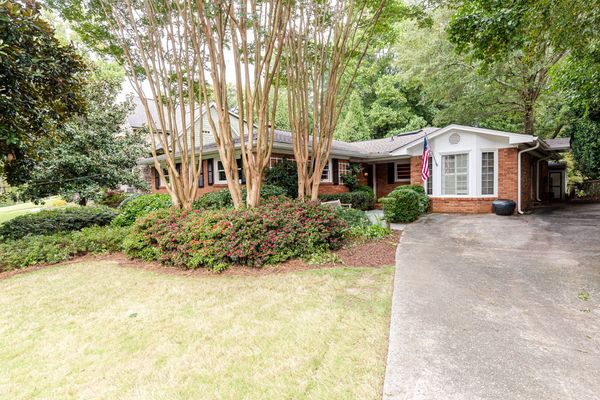 2950 Westminster Cir-113