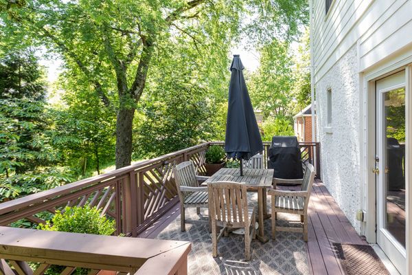 251 Peachtree Way_-101