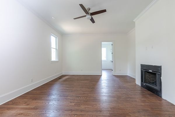 4685 Powers Ferry Rd 22-59-Web Res