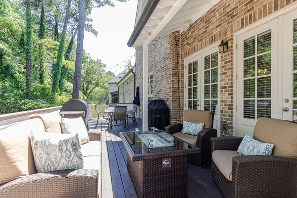 1843 Rock Springs Ln-216