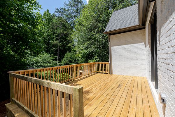 4685 Powers Ferry Rd 22-177-Web Res