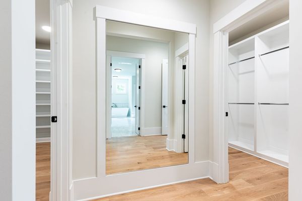 340 Colewood Way-190