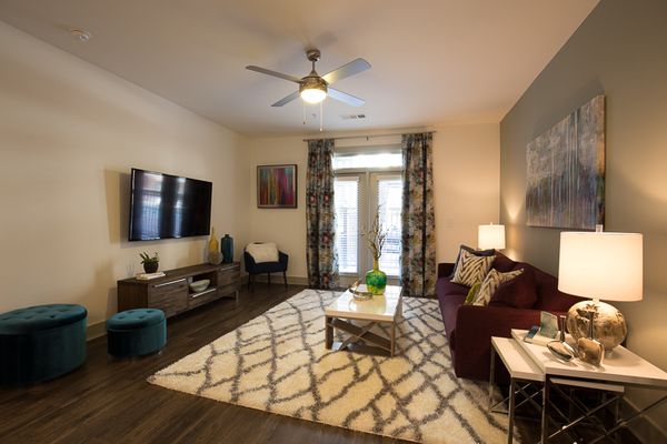 Veranda At Avalon Sales Center-38-Web Res