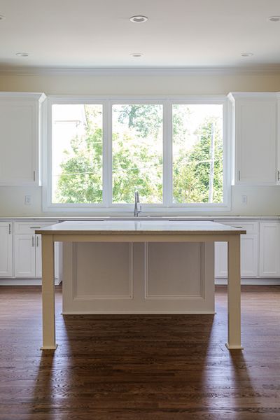 4685 Powers Ferry Rd 22-92-Web Res