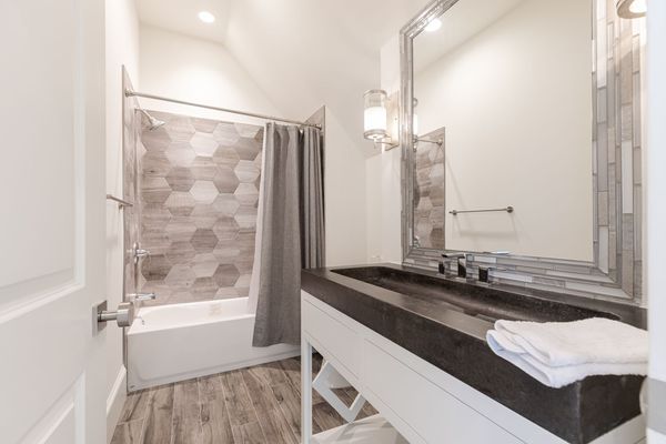 1248 Peachtree Battle-101