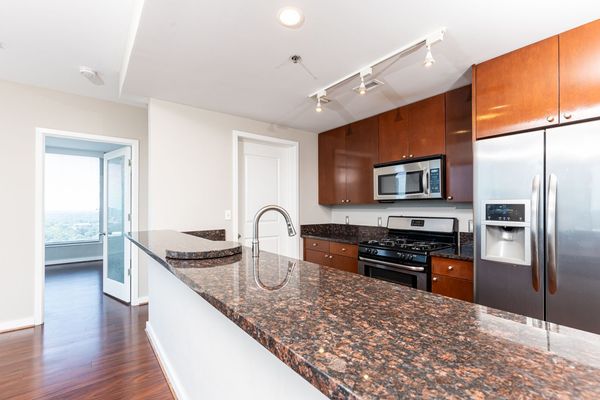 3338 Peachtree Rd-27