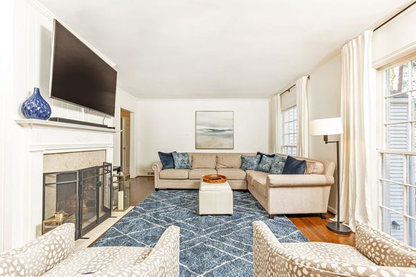 3766 North Stratford-155