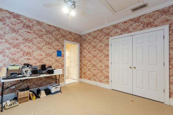 3590 Grove Gate Ln-31