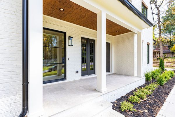 6175 River Shore-380