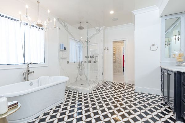 6470 Long Island-335