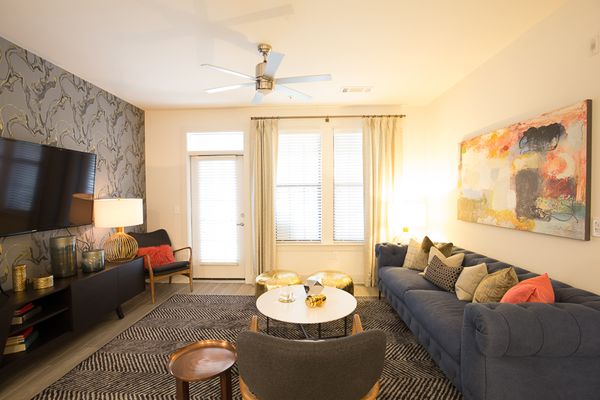 222 Colonial Homes_The Monroe-113-Web Res