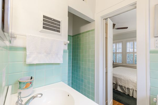 2725 Atwood-40-Web Res