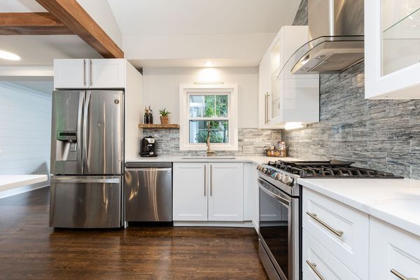 734 Gladstone Road-47