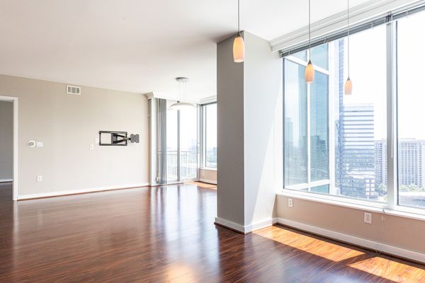 3338 Peachtree Rd-87