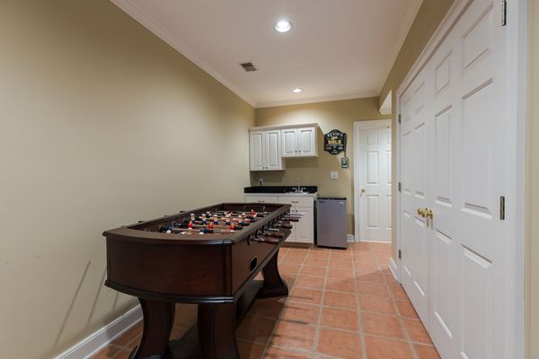 3824 Courtyard Dr-102