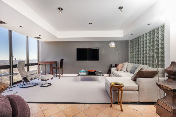 16D Hanover House-80