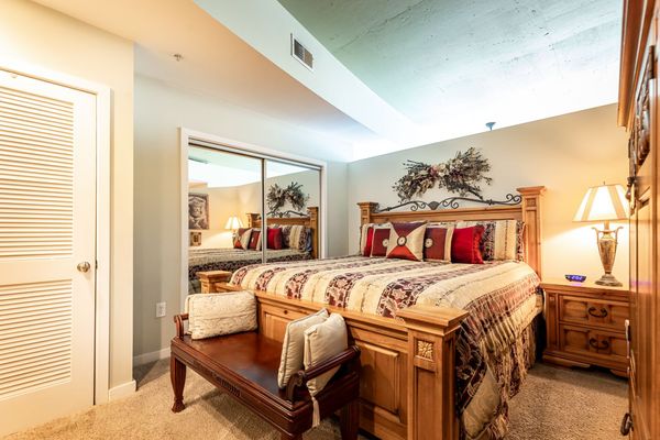 3300 Windy Ridge_908-76