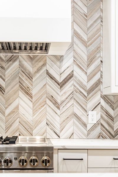 6175 River Shore-268