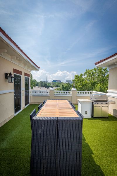 3541 Roswell Road_7-64