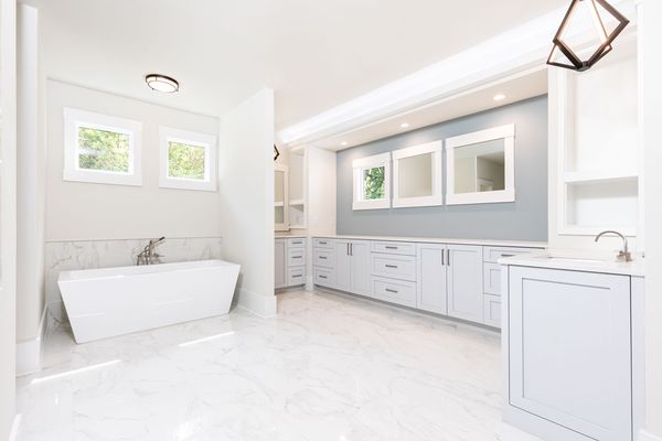 340 Colewood Way-202